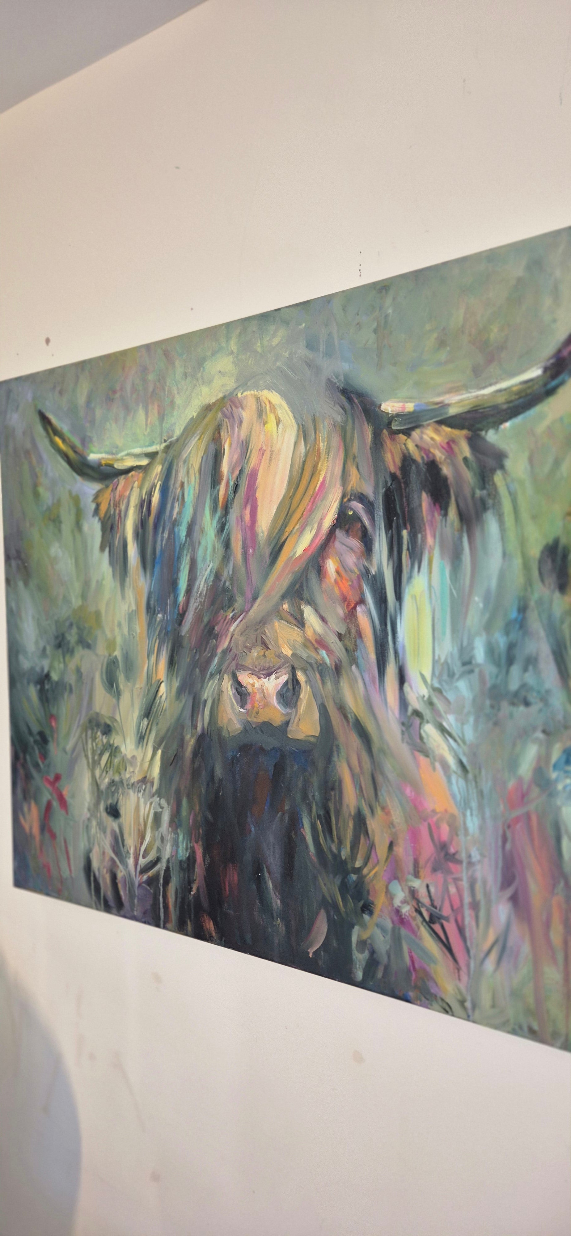 'Caught in the Act' Original Highland Cow Oil Painting. 80 x 100 cm/30 x 40 " - Animal Art by Susan Gardner - Contemporary Expressionist - Colourful Fine Art